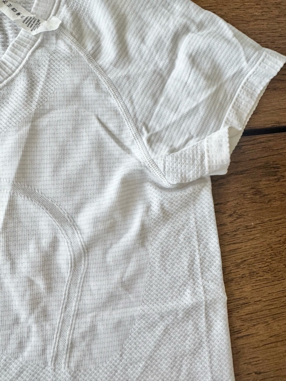 lululemon athletica White Swiftly Tech Short Sleeve Crew Top - Picture 6 of 8